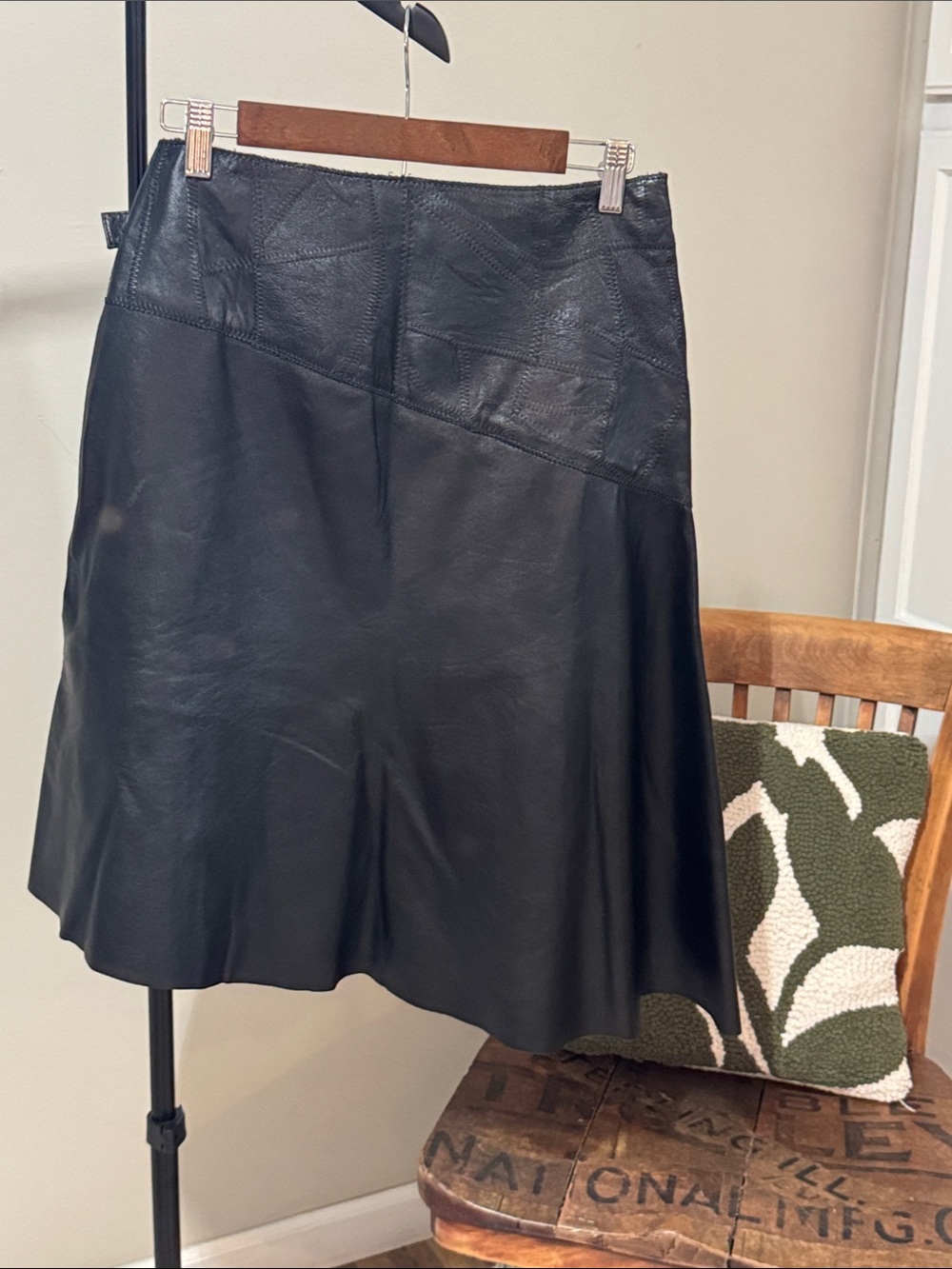 Veronique Branquinho 100% Leather Asymmetrical Wrap Skirt — Size 38 - Picture 3 of 13